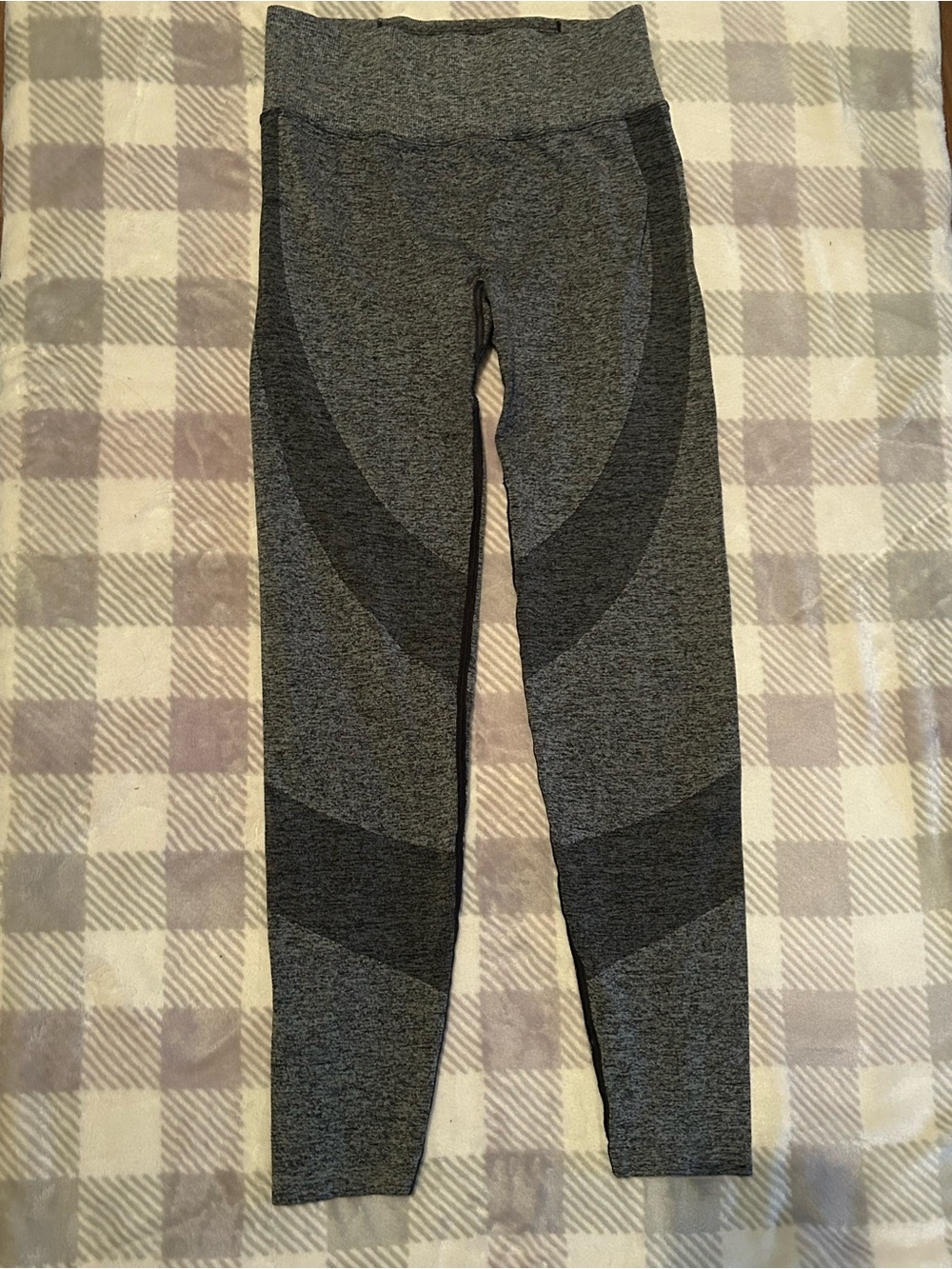 Victoria's Secret Charcoal grey Seamless sport Leggings size small